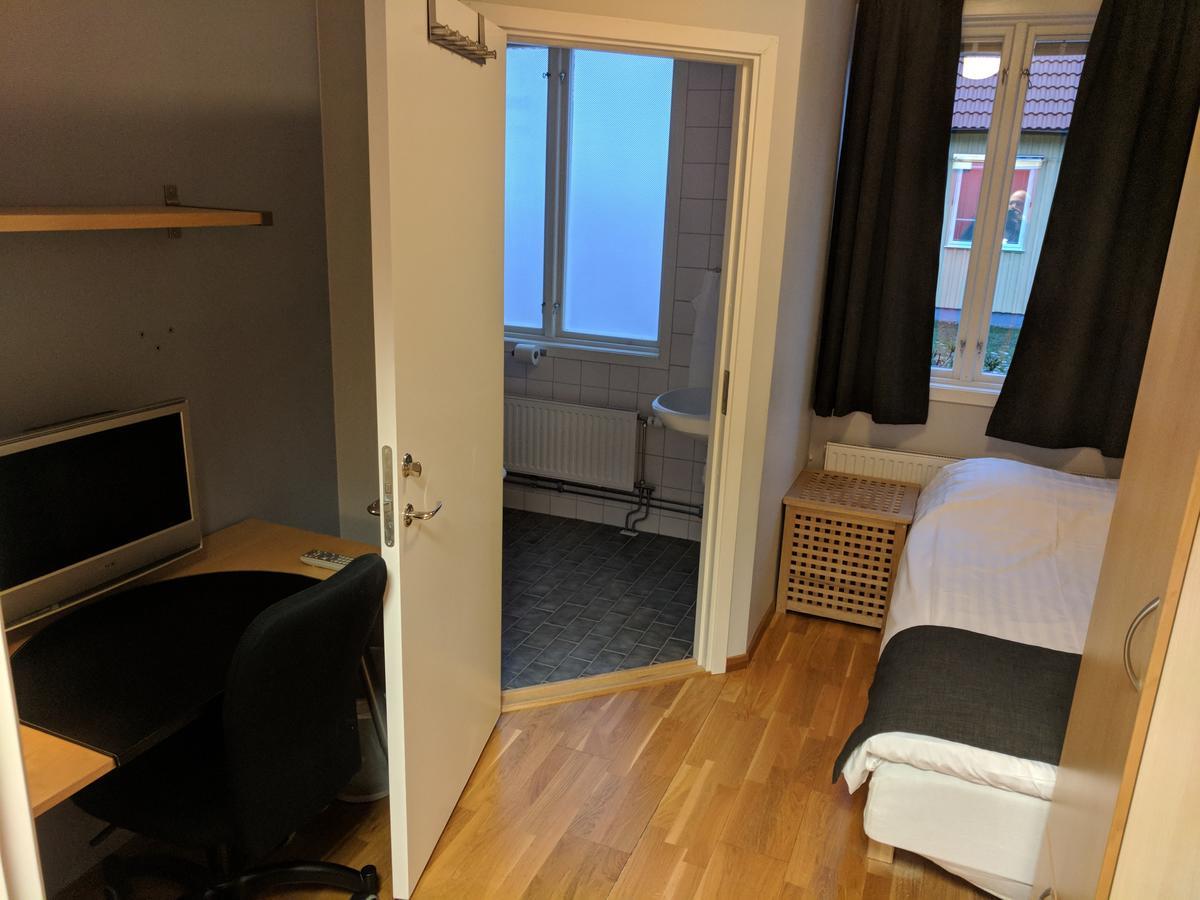 Hotell Haessloe Вестерос Экстерьер фото